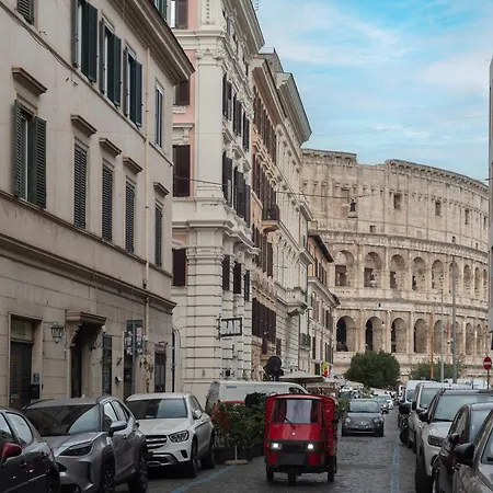 Guesthost - Colosseo & San Clemente *